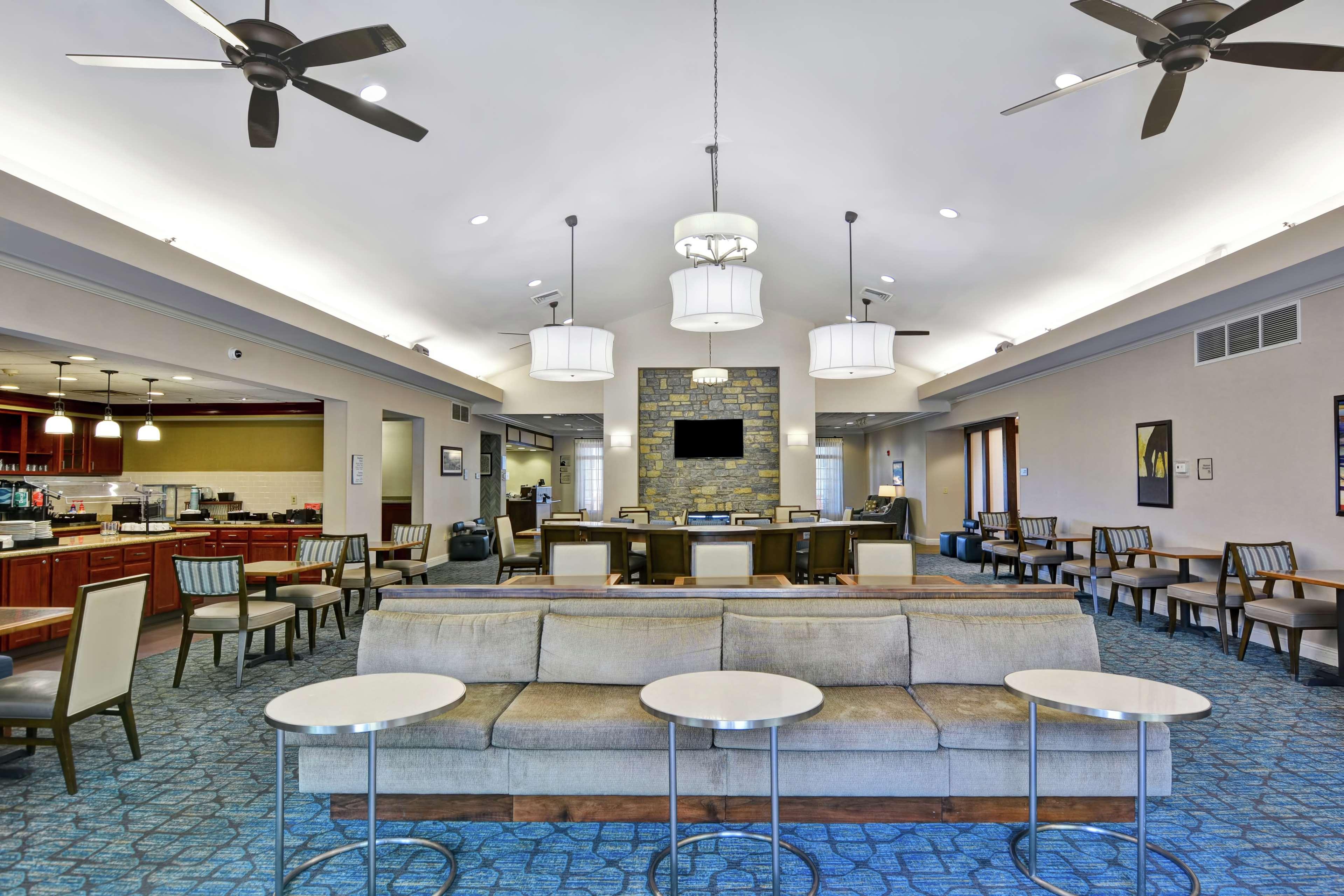 Hotel Homewood By Hilton Fayette Mall Lexington