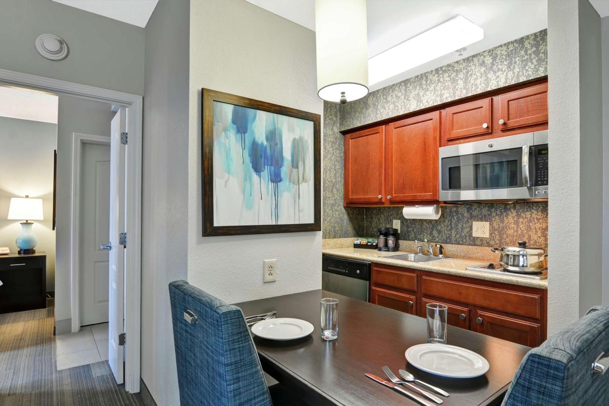 Homewood By Hilton Fayette Mall Hotel 3*