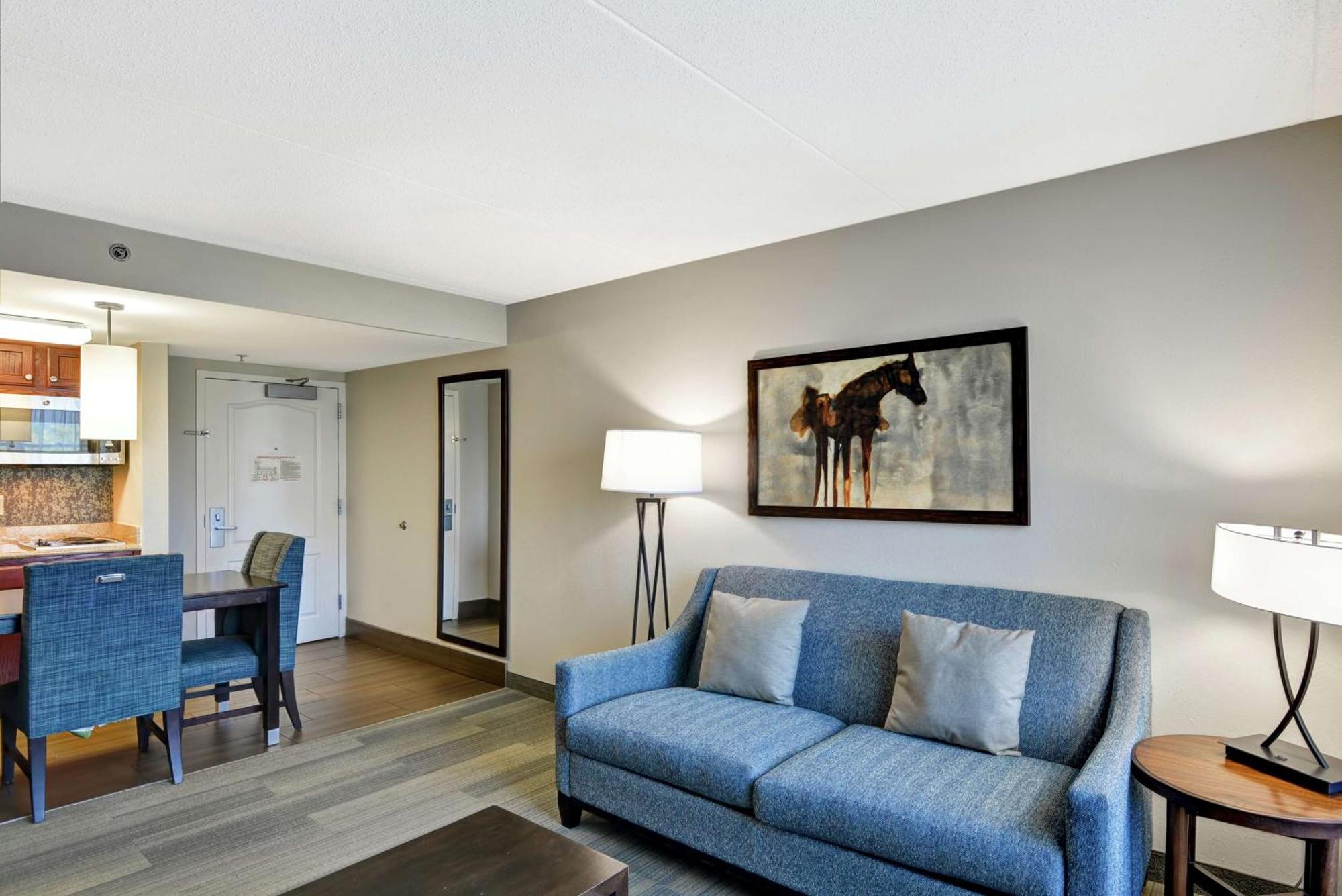 Hotel Homewood By Hilton Fayette Mall