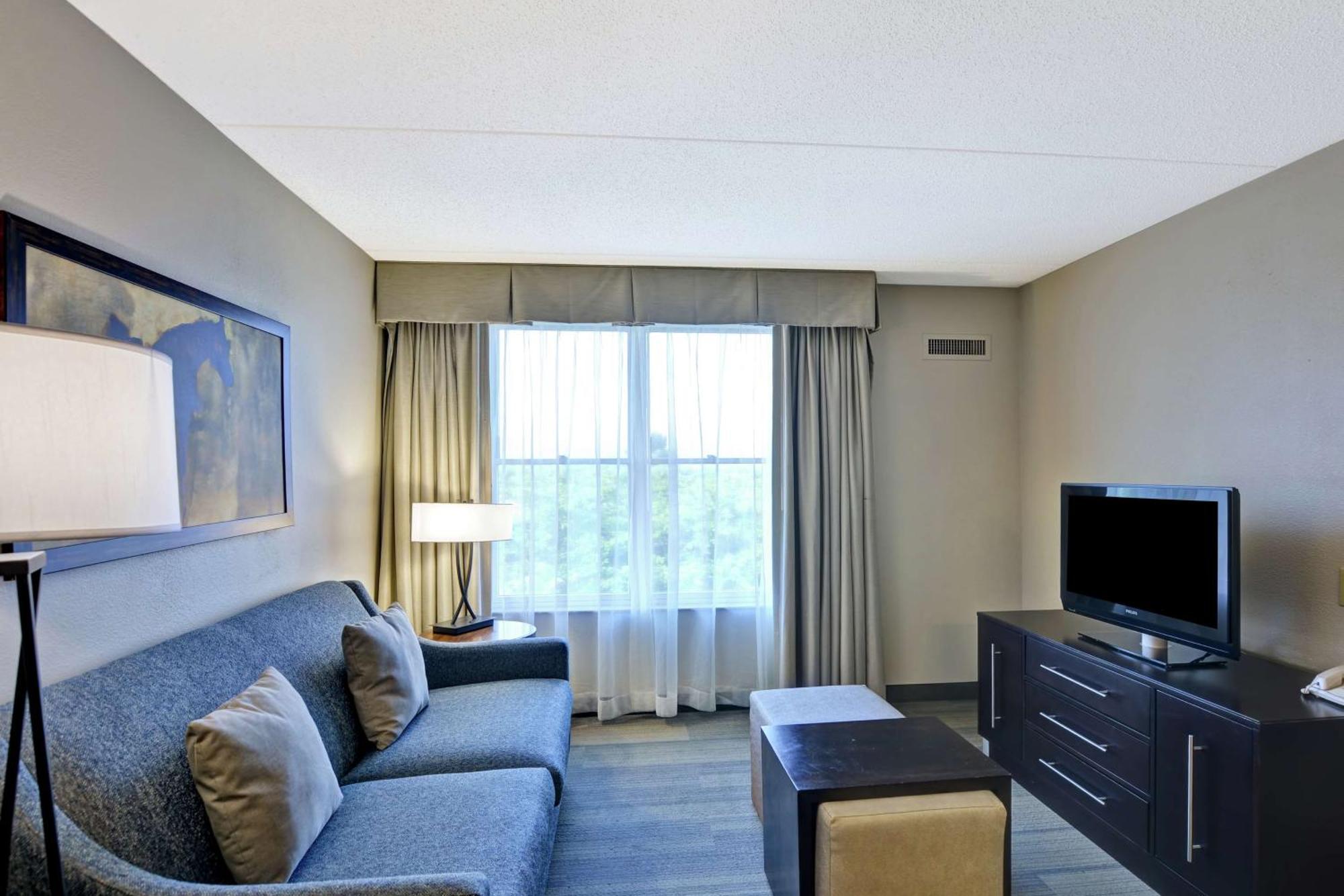 Homewood By Hilton Fayette Mall Hotel 3*