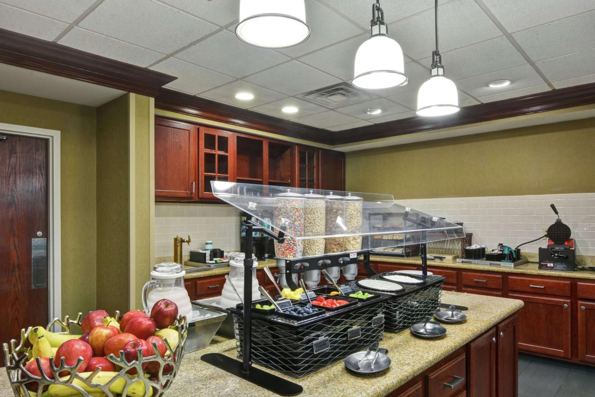 Homewood By Hilton Fayette Mall 3*