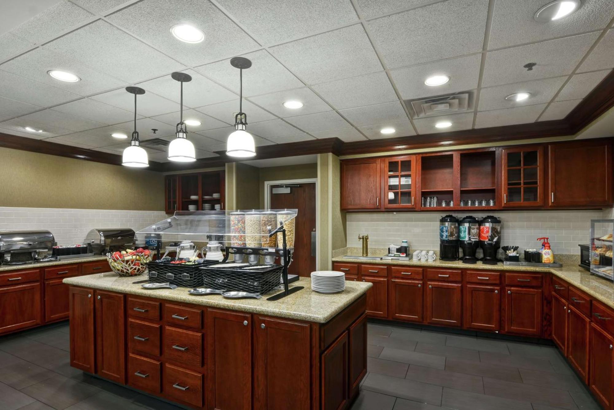 Homewood By Hilton Fayette Mall 3*