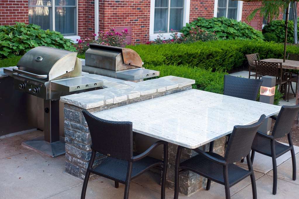 Hotel Homewood By Hilton Fayette Mall 3*