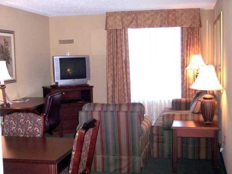 Homewood By Hilton Fayette Mall Lexington
