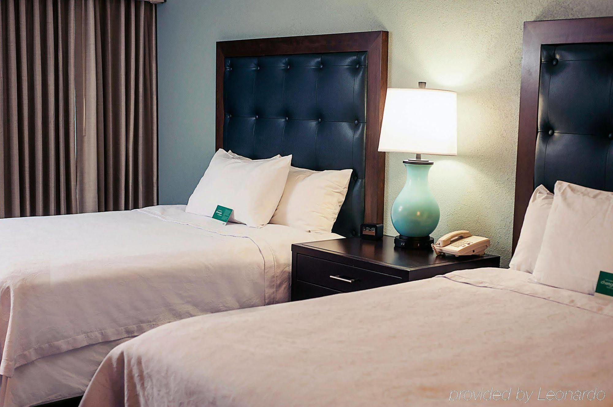 Hotel Homewood By Hilton Fayette Mall 3*